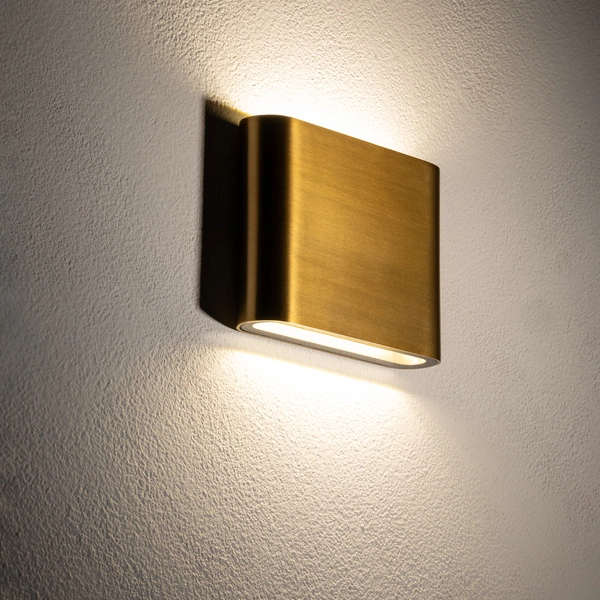 Lampa ścienna SEMI LED S wys.9cm dług.11cm 2x3W 3000K 300lm IP54 | Mosiądz