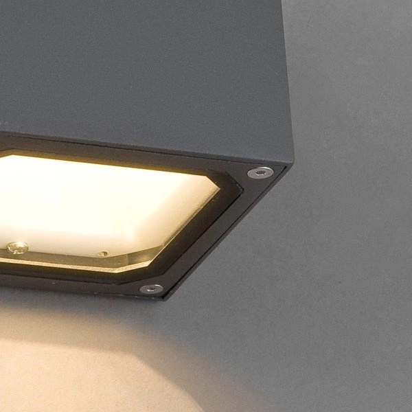 Lampa na elewację KHUMBU kostka 11cm 4443