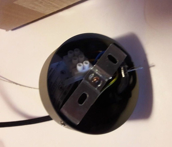 Betonowa lampa wisząca LAVA 6855